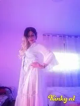 manuela-prive-ontvangst-via-kinky-61fd3f013ad7040012113e1a