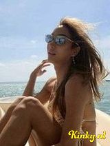 Laura - Thai Eurasian Vers on top lists*