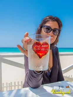 adrianna-escort-via-kinky-625ac56b8d6c34001398c97e