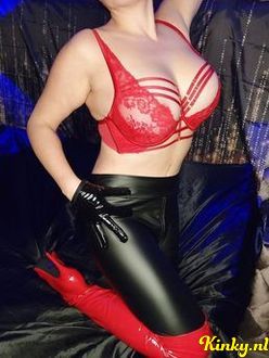 suz-escort-via-kinky-691d053a0e66ef00137b7913