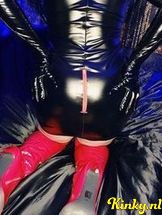 suz-escort-via-kinky-691d0572f65b700013933b54