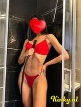 veronika-escort-via-kinky-6988d054cc37e300130e64fb