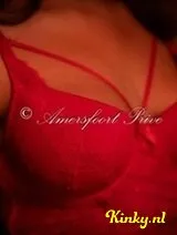 Maya - Heerlijk jong Hindoestaans meisje