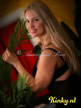 milana-prive-ontvangst-via-kinky-6763112168db060013b4c32e