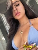Nella - Skinny natural Beauty + Party Girl