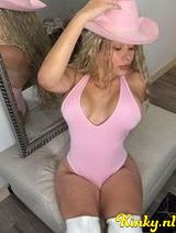 Scarlett - Very hot Colombian girl ready to please you