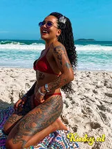 celina-prive-ontvangst-via-kinky-625d3a0bf8fd930012435e23