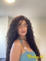 Sofia - New Arab girl in town