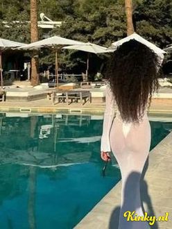 sofia-escort-via-kinky-695f15aadf87af0012760916