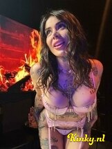 luna-escort-via-kinky-688a0d654783f70013b1606d